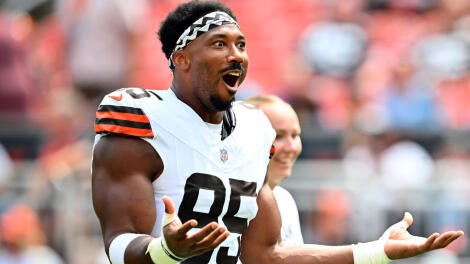 myles-garrett-browns-4.jpg