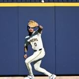 Cleveland Guardians v Milwaukee Brewers