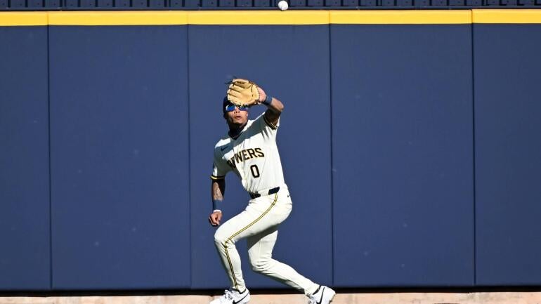 Cleveland Guardians v Milwaukee Brewers