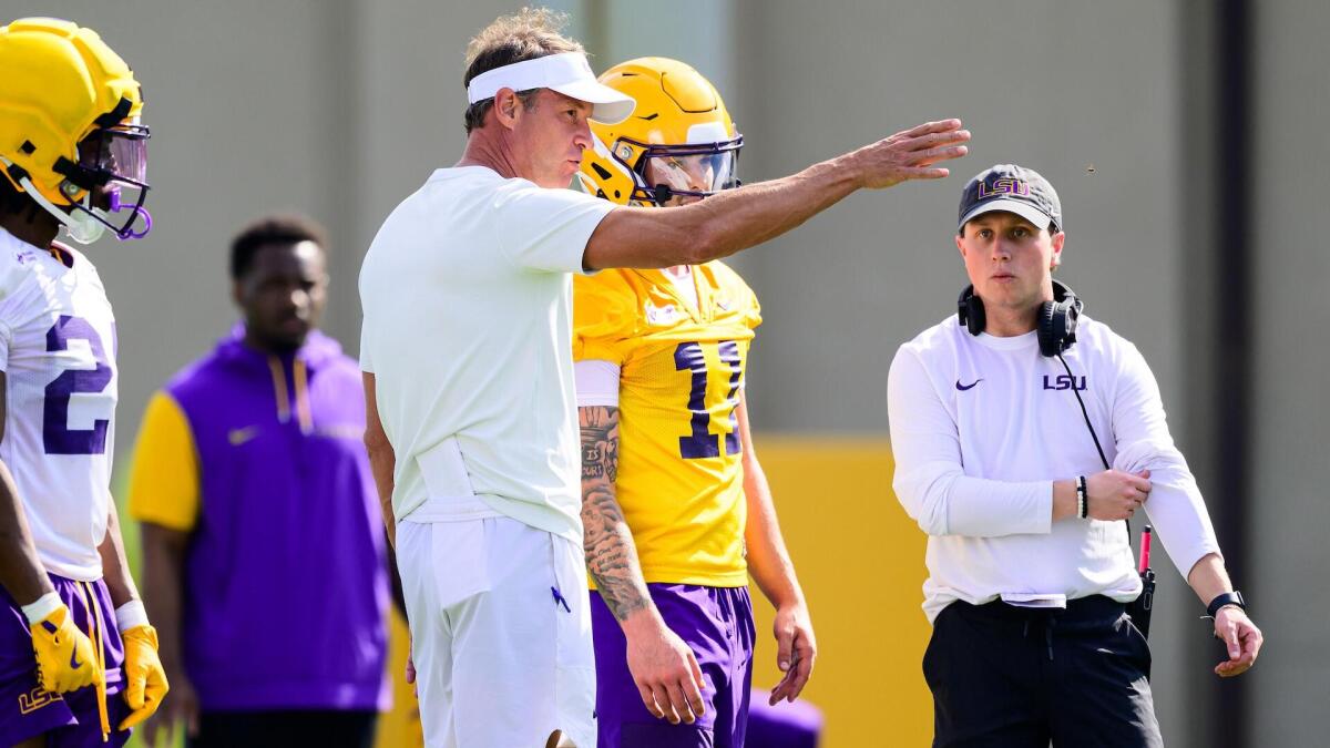 College football teams generating buzz ahead of 2026: LSU, Notre Dame, USC offseason hype builds