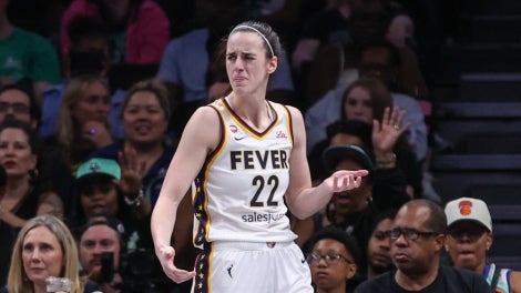 caitlin-clark-struggles-new-york-liberty.png