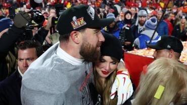 taylor-swift-travis-kelce.jpg