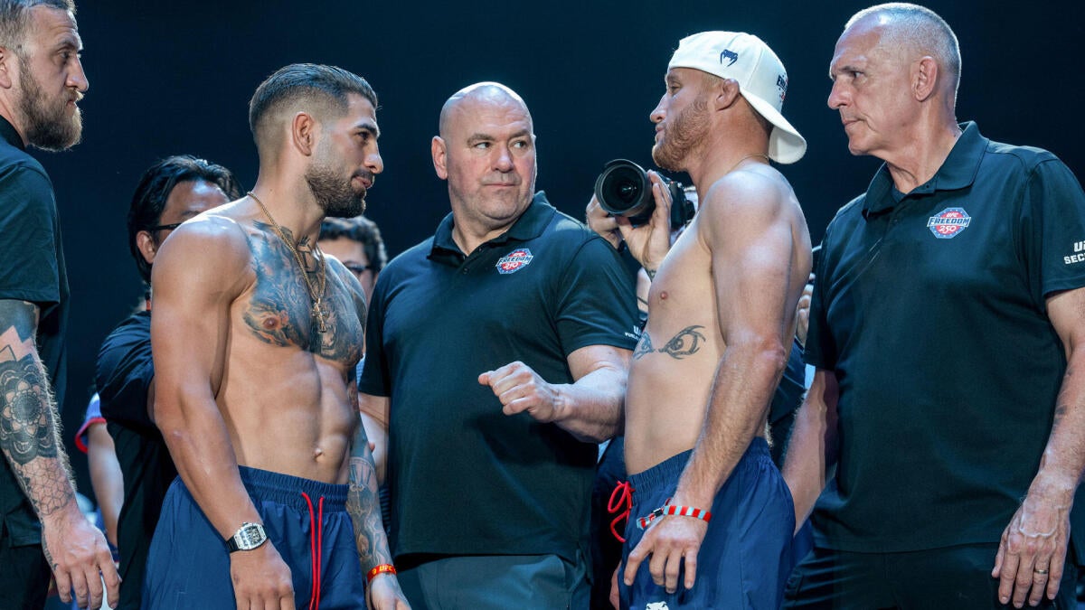 https://sportshub.cbsistatic.com/i/r/2026/06/14/bfdd43b4-2e8a-4de7-812c-62a045edc02c/thumbnail/1200x675/7a50658e4bc5aff222e9cf4754393e67/ilia-topuria-justin-gaethje-weighins.jpg
