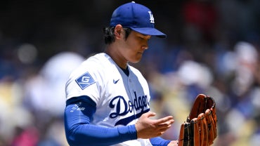 ohtani-finger-getty.png