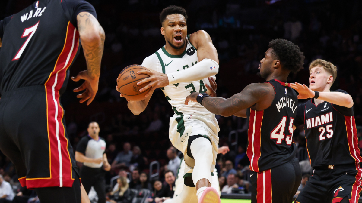 Bucks trade Giannis to Heat in blockbuster, Celtics miss out
