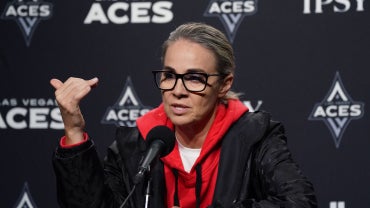 becky-hammon-aces-brunson.png