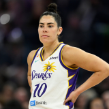 kelsey-plum-injury-sparks.png