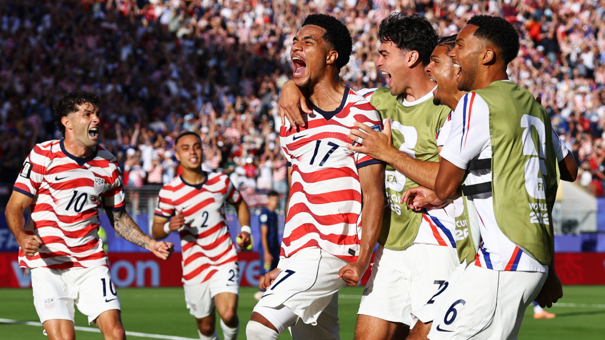 USMNT advances, but Folarin Balogun red card is costly; Jaylen Brown trade grades for Celtics, 76ers