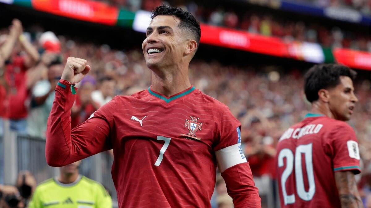https://sportshub.cbsistatic.com/i/r/2026/07/02/ec7ac4e8-7d9b-4961-a616-c75f1af01edb/thumbnail/1200x675/883d6886f06a6fd7345b9e562792cd97/cristiano-ronaldo.jpg