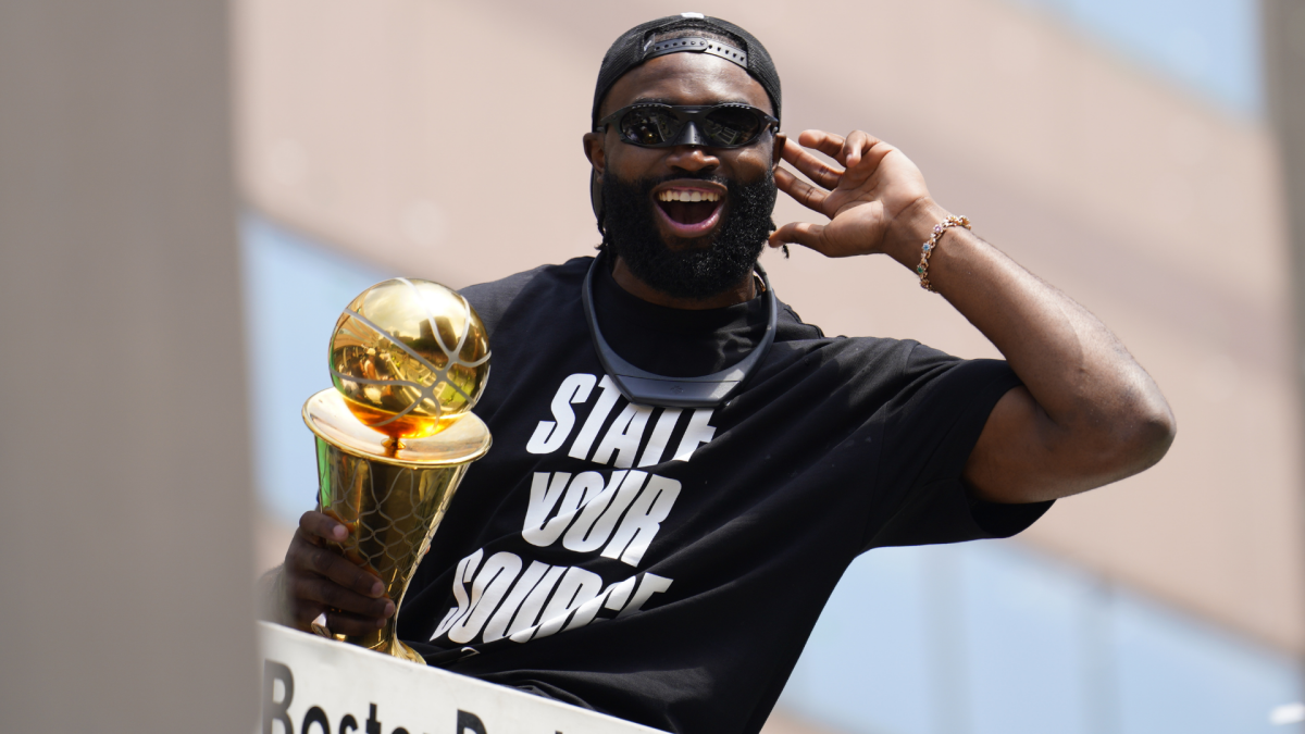 https://sportshub.cbsistatic.com/i/r/2026/07/02/f8850c6e-3b45-4004-868f-5ae38ab82d51/thumbnail/1200x675/3f3ead2130e86b5fd30d90c82c10a59f/jaylen-brown-parade-getty.png