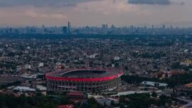 Meksika-İngiltere karşılaşması Estadio Azteca'yı El Tri için bir kale, diğerleri için ise bir korku evi yapan şey nedir?
