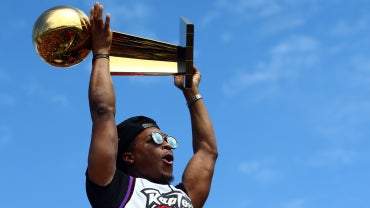 kyle-lowry-trophy-getty.png