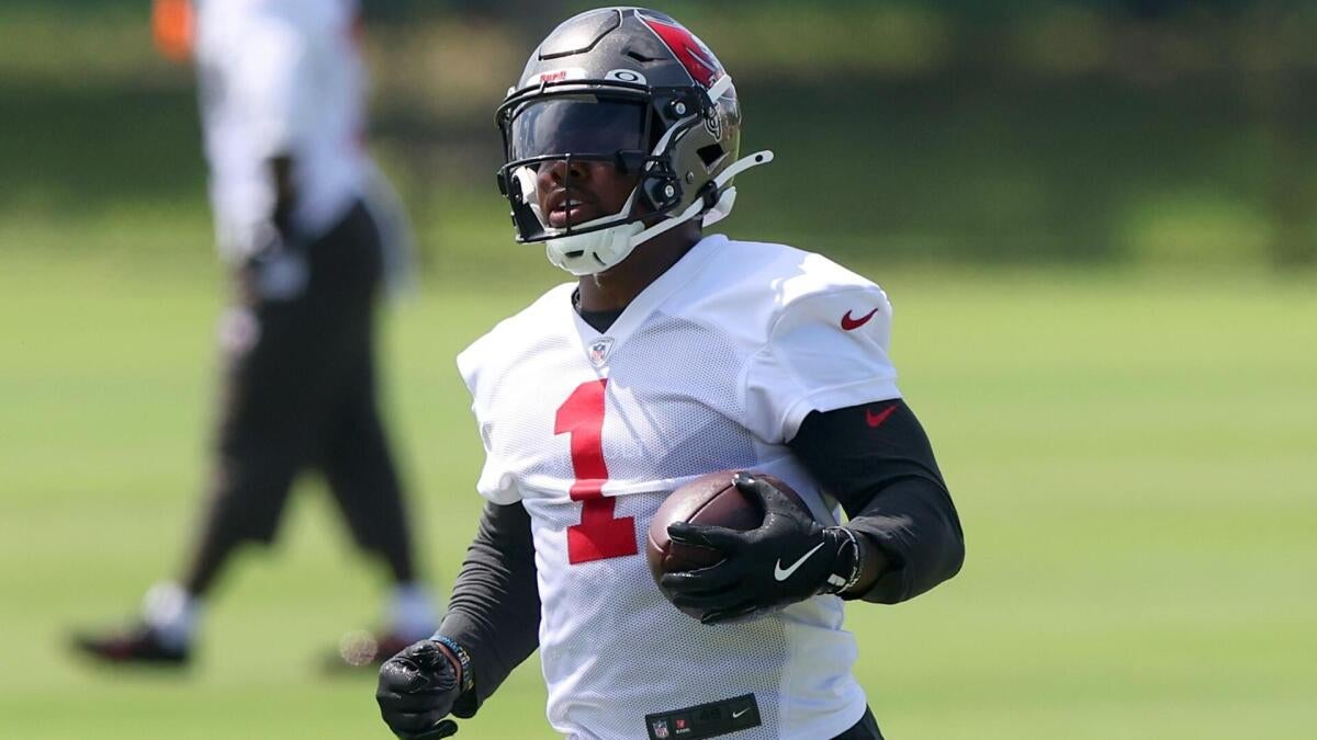 Fantasy football rankings 2026: Sleepers, breakouts, busts per model that projected Daniel Jones' big season