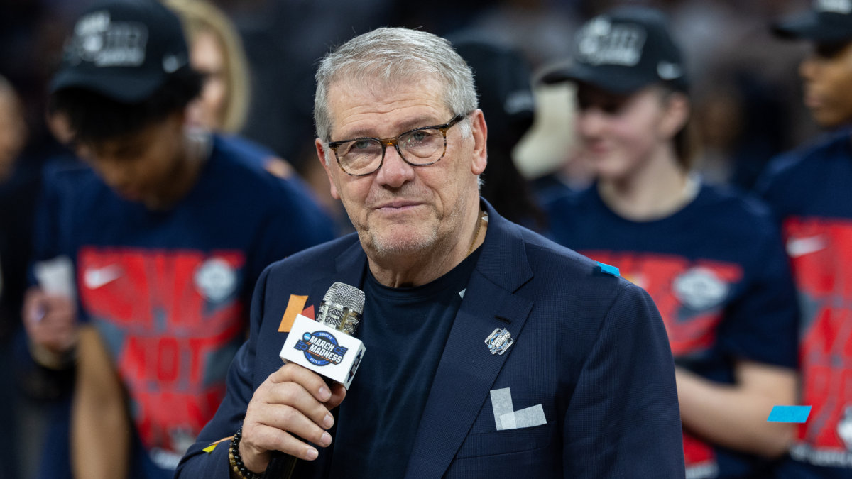Geno Auriemma says fouls on Caitlin Clark are 'not a referendum on America' and condemns 'delusional' fans