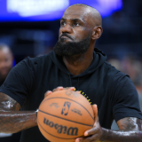 lebron-ball-getty.png