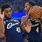 imagn-donovan-mitchell-evan-mobley-cavaliers.jpg