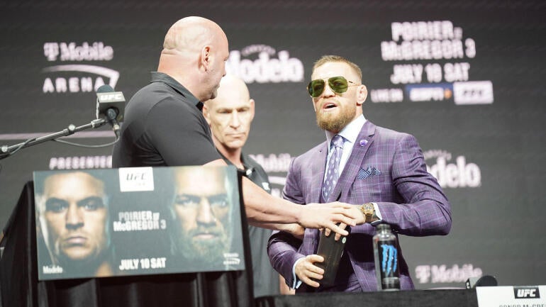 conor-mcgregor-press-conference-2021.jpg