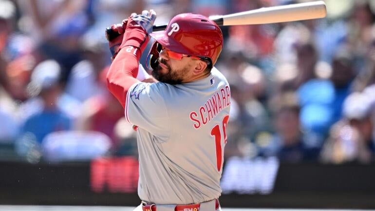 kyle-schwarber-philadelphia-phillies