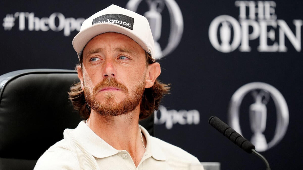 https://sportshub.cbsistatic.com/i/r/2026/07/13/bae0682c-6cb0-42e2-ba1c-56644d367a0f/thumbnail/1200x675/631cc5e01a81698683fd94e502970a37/tommy-fleetwood-british-open-presser.jpg