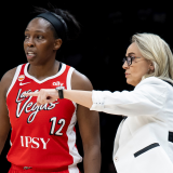 chelsea-gray-becky-hammon-las-vegas-aces.png