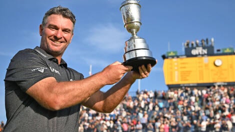 getty-ryan-fox-open-claret-jug-2.jpg