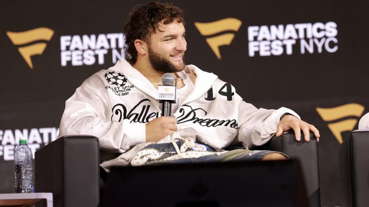 https://sportshub.cbsistatic.com/i/r/2026/07/20/72b4940c-a439-46ce-bfe3-9b6e7283875f/thumbnail/1200x675/2a86ad3a0ae3b47d3f4862c5fad0db7c/cam-skattebo.jpg