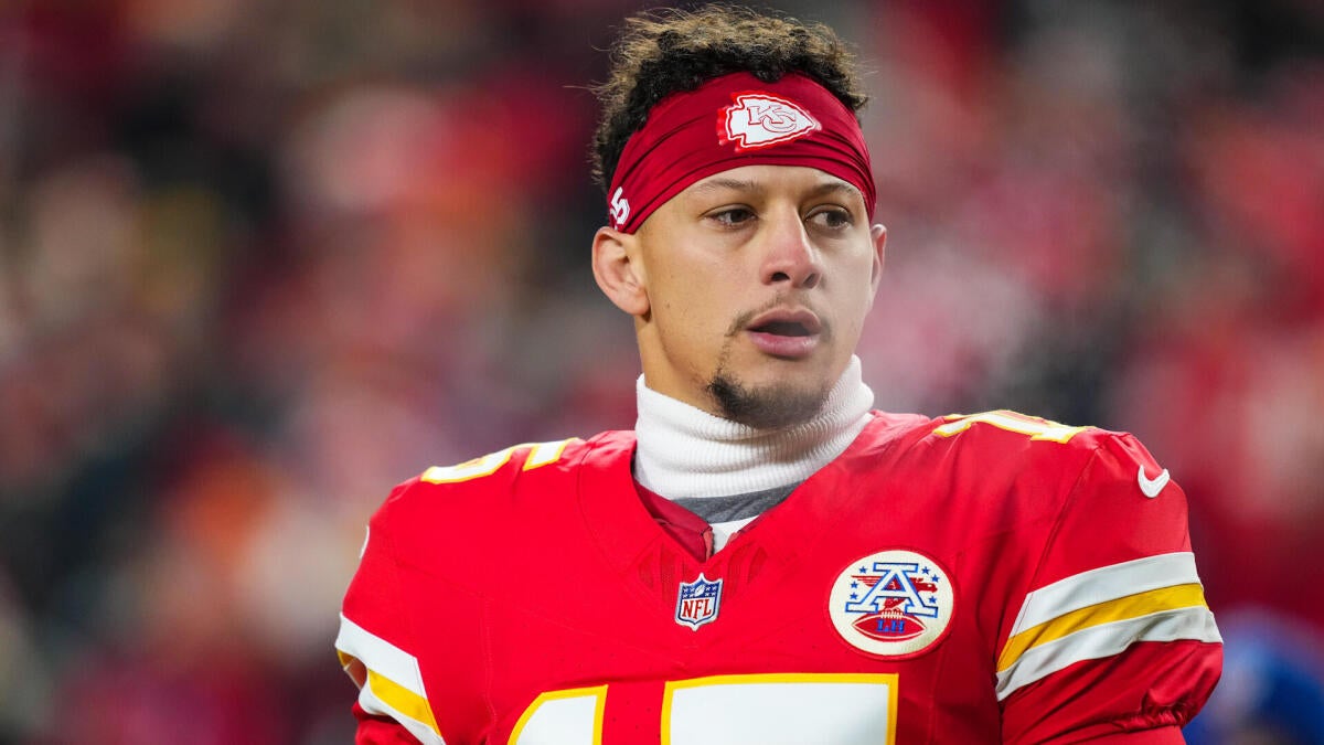 2026 Superflex Mock Draft Highlights Quarterback Trends and Player Strategies