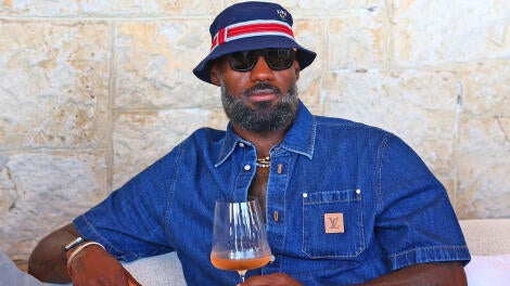 getty-lebron-james-croatia.jpg