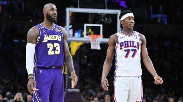 Philadelphia 76ers v Los Angeles Lakers