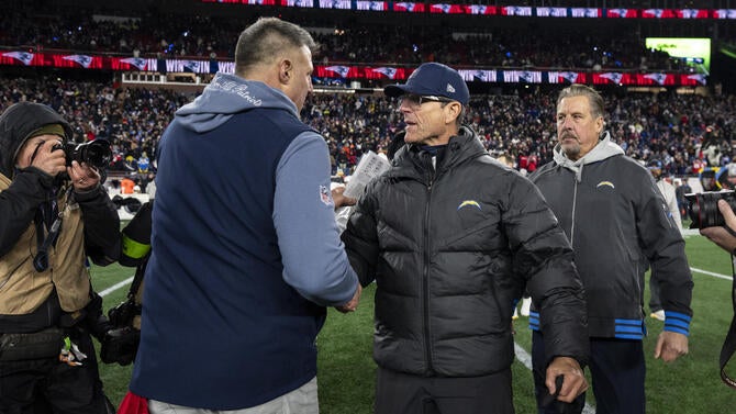 mike-vrabel-jim-harbaugh.jpg