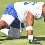 getty-myles-garrett-rams.jpg