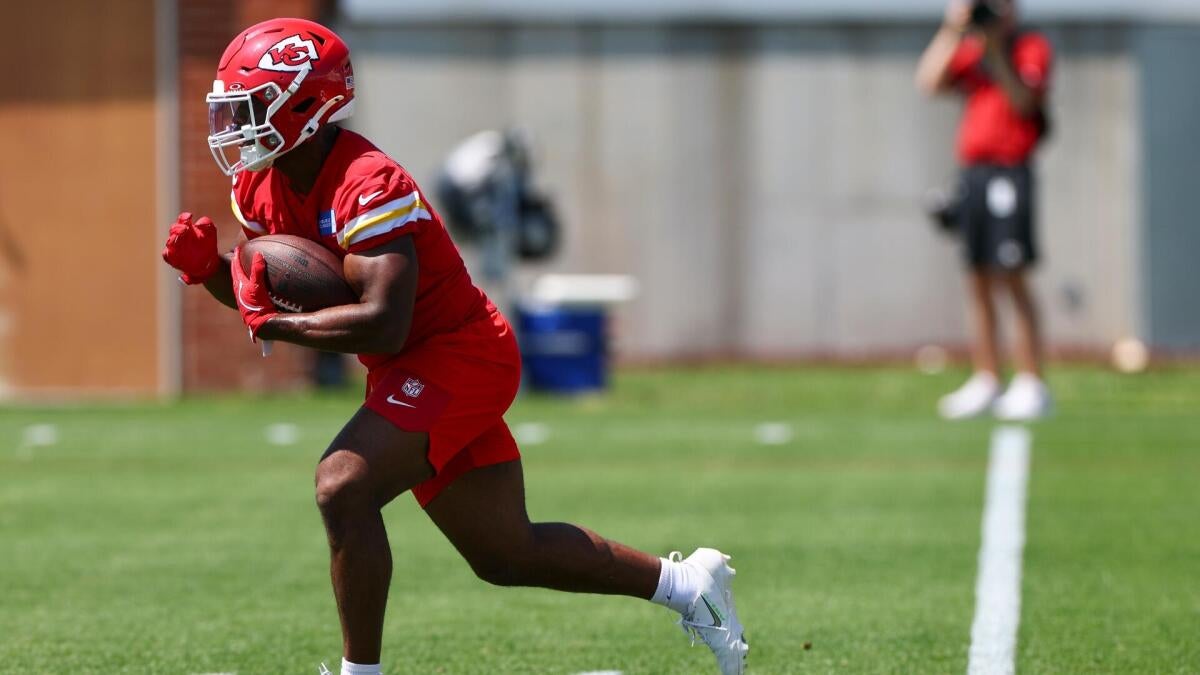 Fantasy football rankings 2026: Sleepers, breakouts, busts per simulation that predicted Daniel Jones’ season