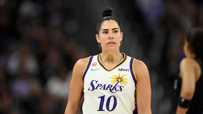 Los Angeles Sparks v Golden State Valkyries