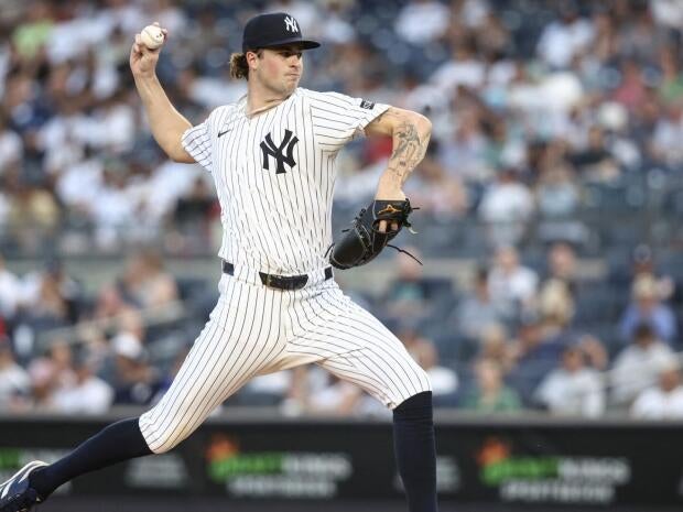 MLB DFS: Top DraftKings, FanDuel daily Fantasy baseball picks include Richie Palacios on Monday, Aug. 3