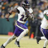 derrick-henry-ravens-3.jpg