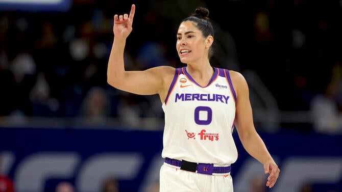 Phoenix Mercury v Chicago Sky