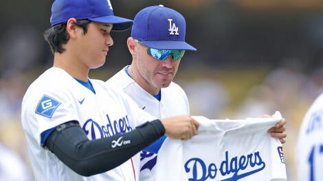 getty-shohei-ohtani-freddie-freeman-dodgers.jpg