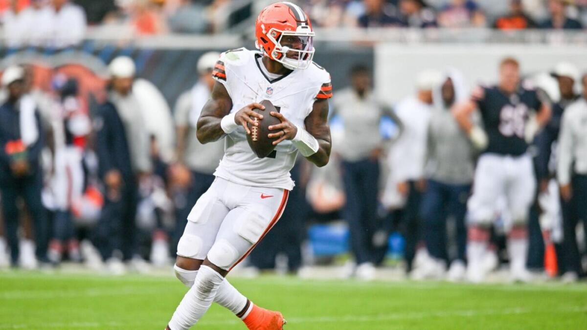 https://sportshub.cbsistatic.com/i/r/2026/08/15/557f3925-77c3-46e1-b865-c9de5b048da2/thumbnail/1200x675/8628795718ef7f8d7f4ae64a82a53689/deshaun-watson.jpg