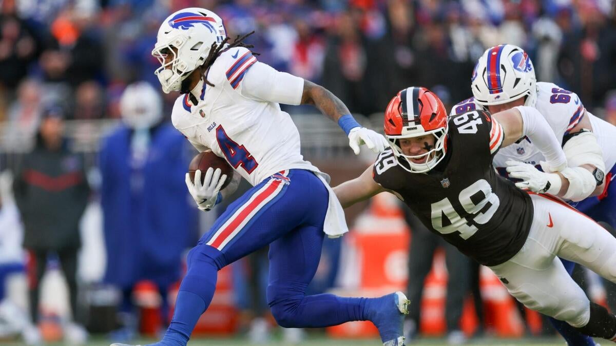 https://sportshub.cbsistatic.com/i/r/2026/08/17/e055a23b-d11b-4f75-bee2-8d19f4ef41cc/thumbnail/1200x675/688454f6e655015e02fdbe2da6658ebf/james-cook-buffalo-bills-imagn-images.jpg