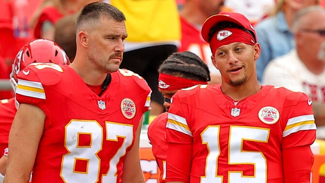 getty-travis-kelce-patrick-mahomes-chiefs.jpg
