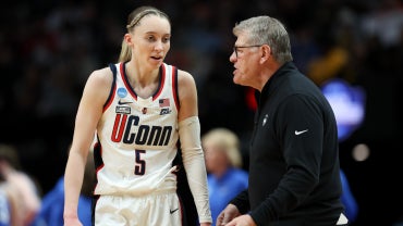 paige-bueckers-geno-auriemma-uconn-documentary.png