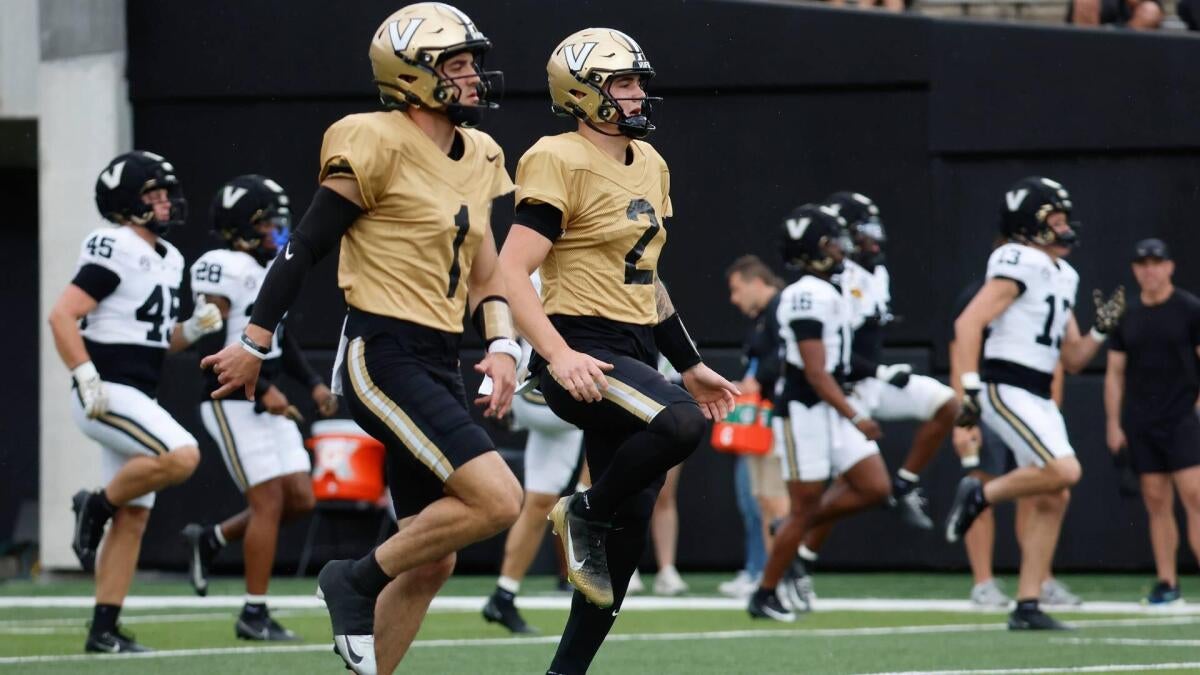 Vanderbilt names Blaze Berlowitz starting QB, but star freshman Jared Curtis still has path to take over