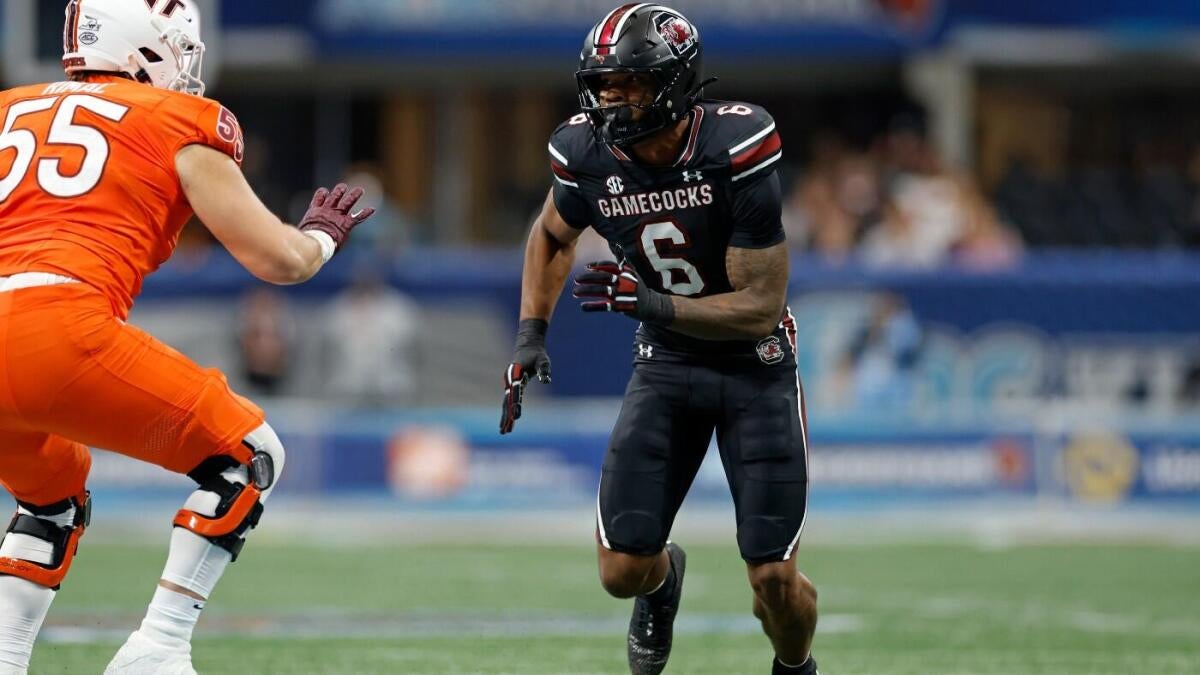 2027 NFL Draft: Dylan Stewart and Colin Simmons Lead EDGE Class