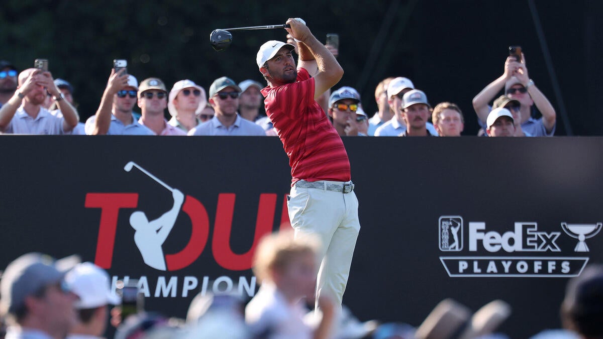 https://sportshub.cbsistatic.com/i/r/2026/08/29/2f61b18d-8f79-4f4f-a7f3-9c1e75fa7238/thumbnail/1200x675/08614e45ab31ff7779529e6a8ce81d9a/scottie-scheffler-tour-sign-g.jpg