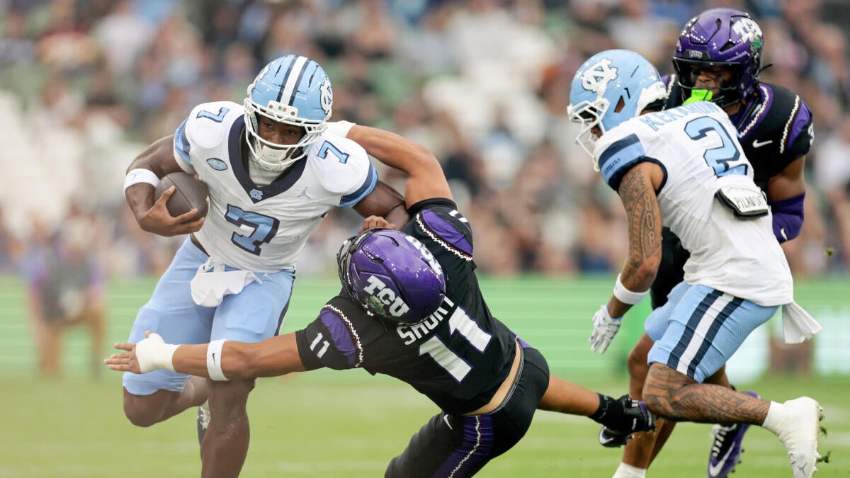 Photo: cbssports.com Bill Belichick and North Carolina Defeat TCU 15-10 in Dublin Opener