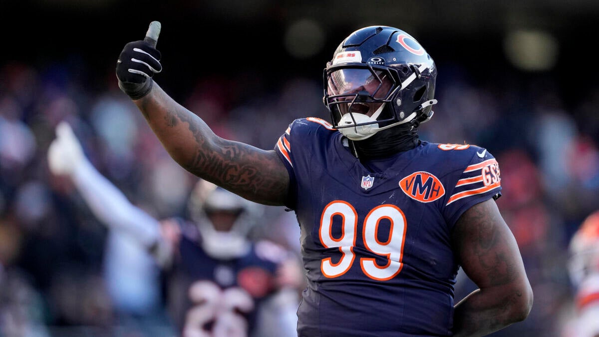 Bears Trade Gervon Dexter Sr. to Falcons for Clark Phillips III and Draft Pick