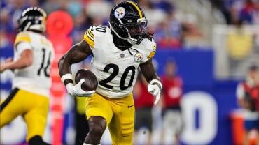 Pittsburgh Steelers v Buffalo Bills