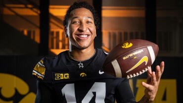 tony-diaz-iowa-usatsi.jpg