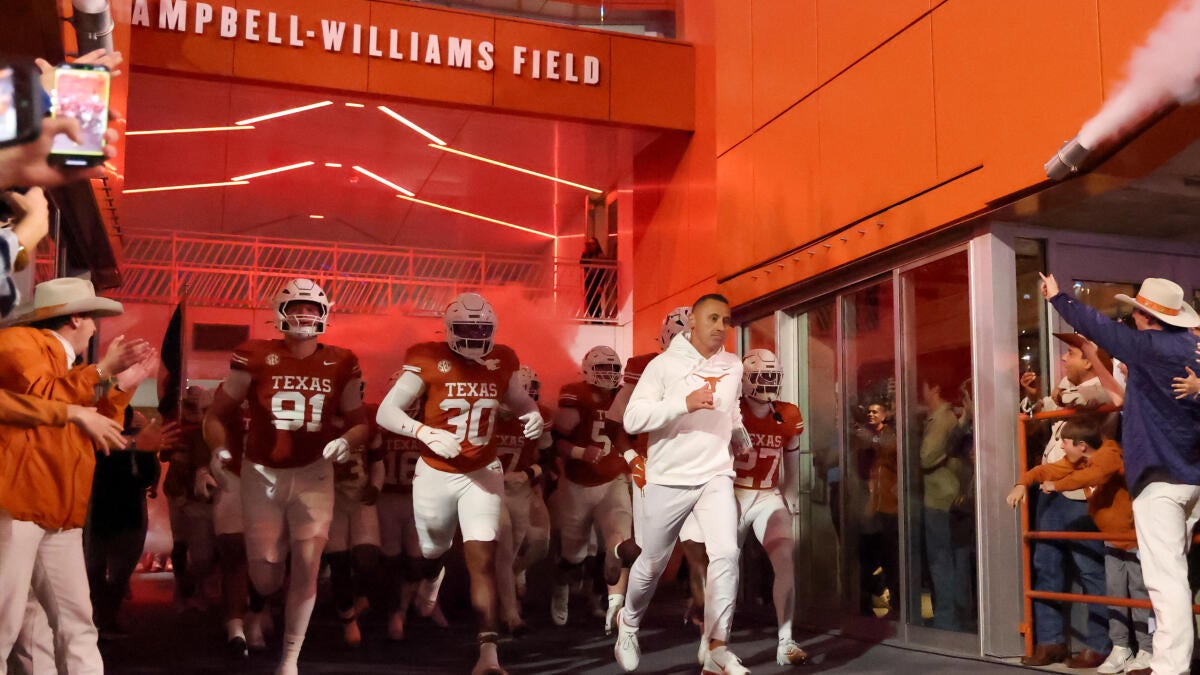 Week 1 College Football Preview: Ranked Teams Face Overmatched Foes
