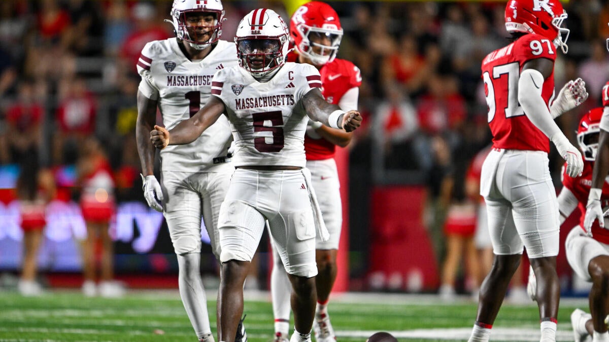UMass Ends Long Losing Streak with Victory Over Rutgers